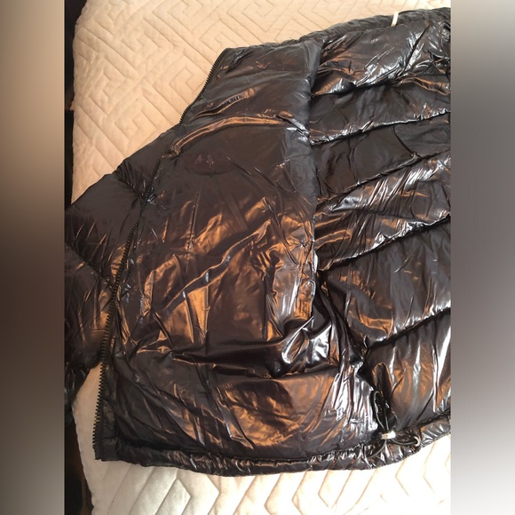 Womens moncler Puffer Jacket - Picture 7 of 14